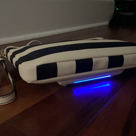 KATE SPADE QUENTIN JULIA WRISTLET by EVERPURSE - Picture 12 of 12